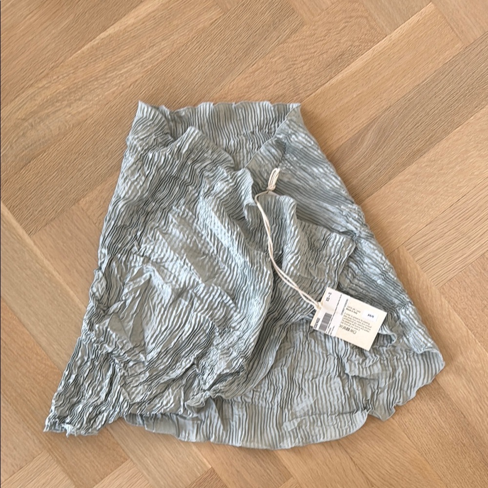 Light Blue Pleated Silk Sarong NWT Size XS/S